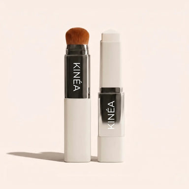 2-in-1 Foundation with Built-In Brush
